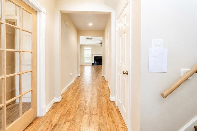 Photo - 1727 Park Forest Dr