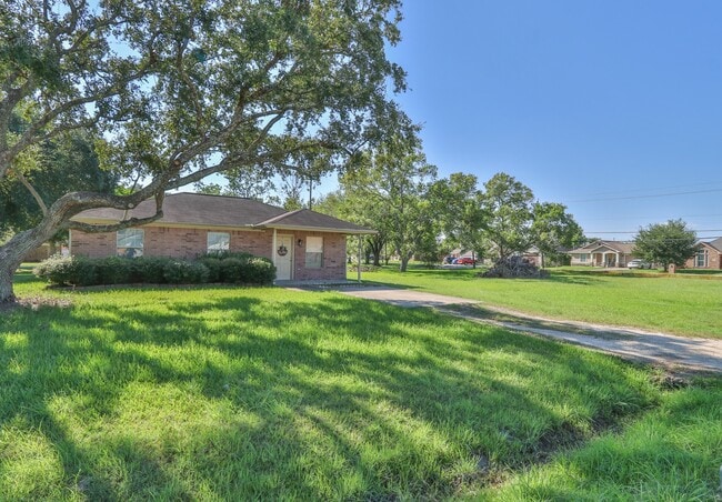 Photo - 4002 Avenue N 1/2