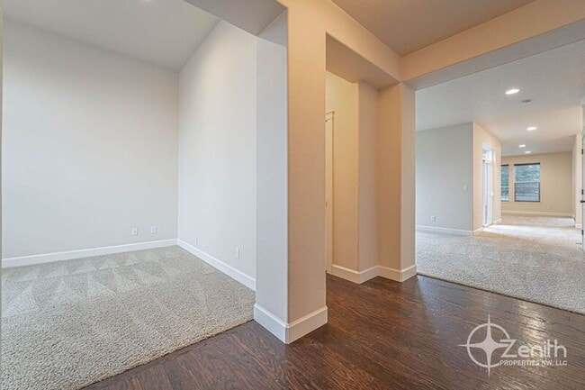 Photo - 15205 NE 102nd Way