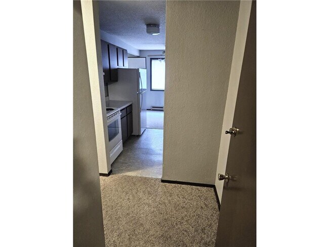 Photo - 10 12th Ave NE Unit #12