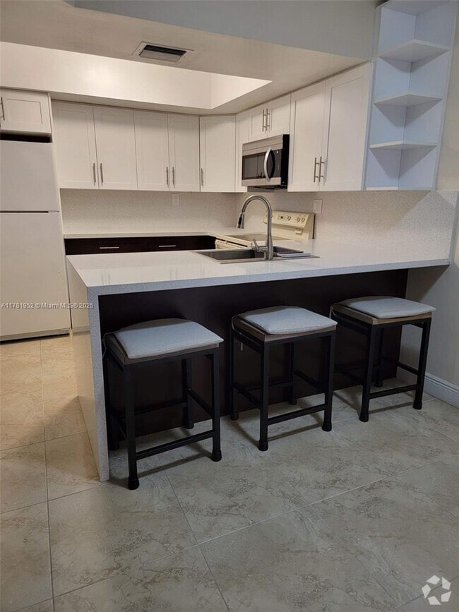 Building Photo - 10877 NW 7th St Unit 23-35 Rental