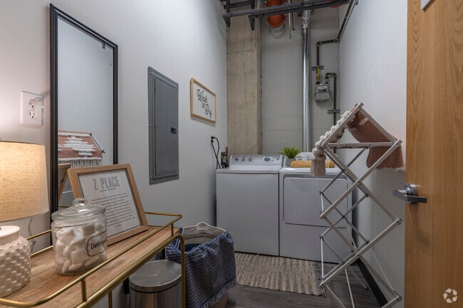 4BR, 2BA - 1,184SF - Laundry Room