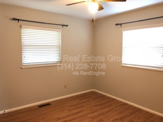 Photo - 302 Brightsand Ct