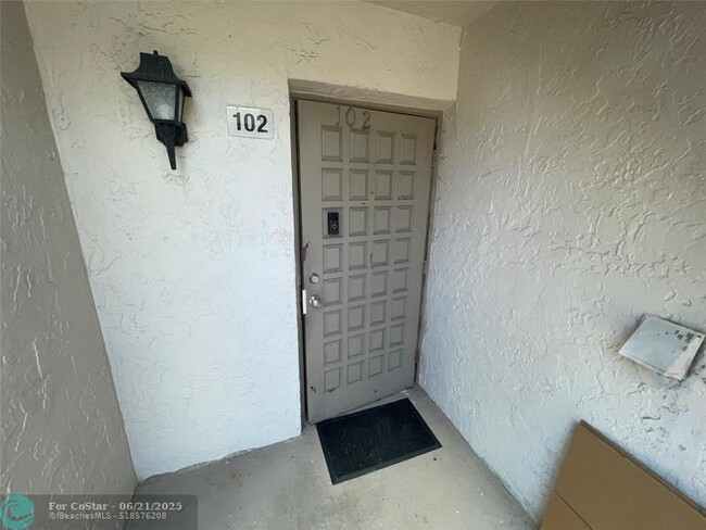 Photo - 1000 NW 80th Ave Condo Unit 102