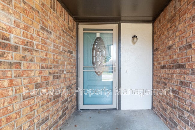 Photo - 8913 Bentree Country Way