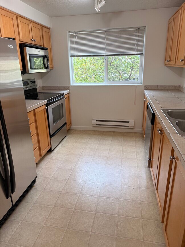 Photo - 770 NW 185th Ave Unidad 207