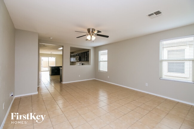 Photo - 941 E Leslie Ave