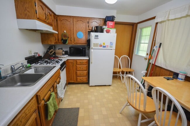Photo - 2603/2605 Riverside Ln NE Unit 2605 Riverside Ln NE