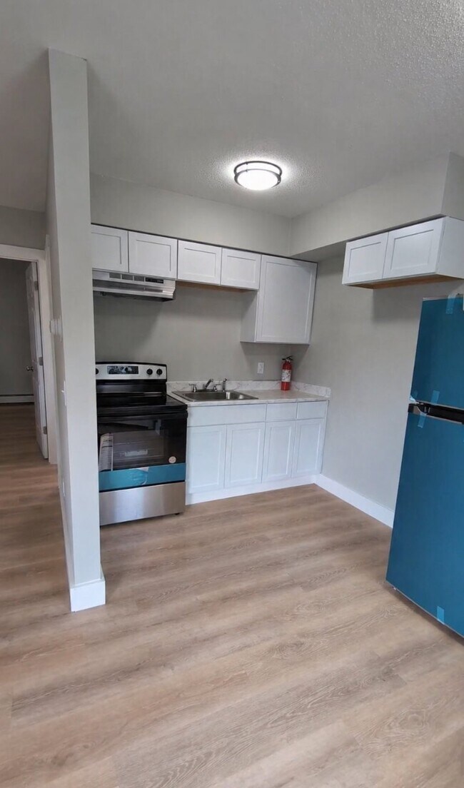 Photo - 121 State St Unidad 2