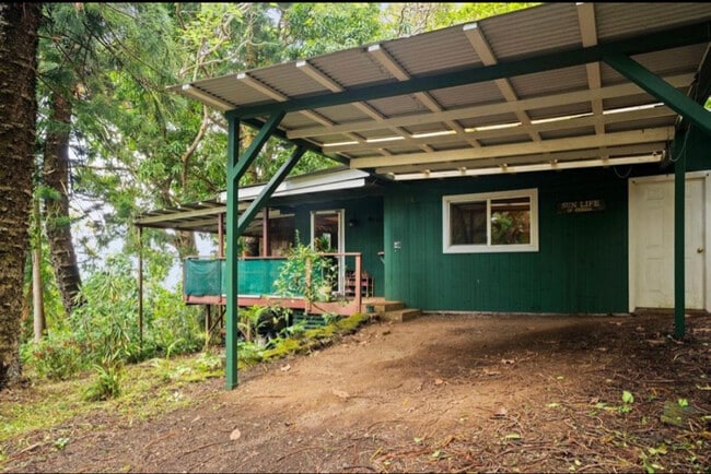 Building Photo - 82-1132-1132 Greenwell Mountain Rd Rental