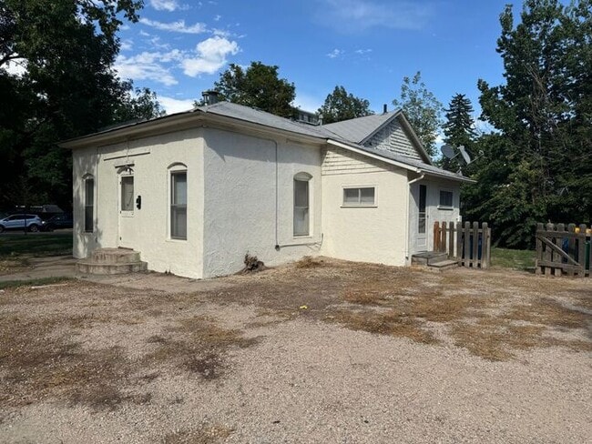 Photo - Cute 1 Bedroom, 1 Bathroom Unit Moments Away from CSU