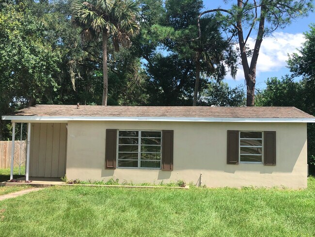 Photo - MOVE IN SPECIAL 1ST MONTH FREE LIMITED TIM... House