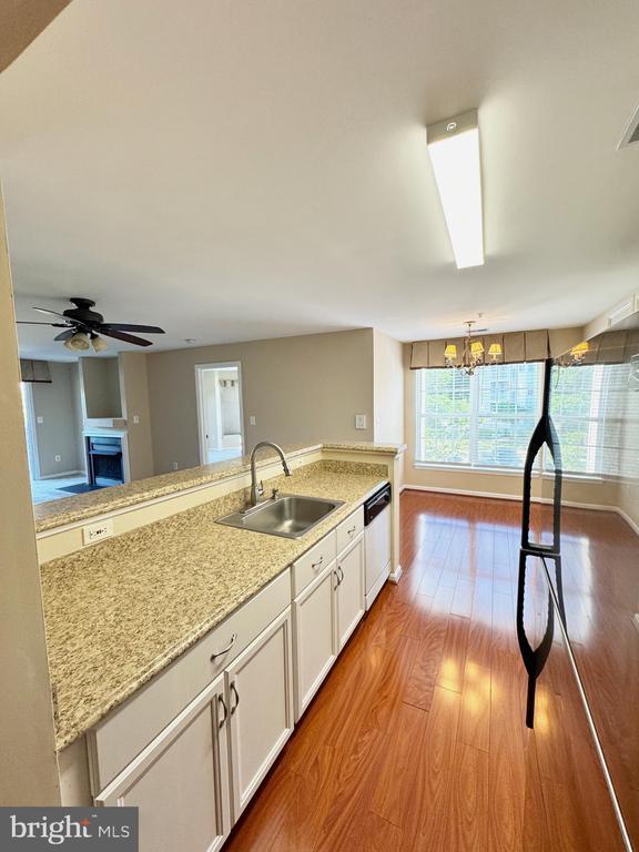 Building Photo - 2015 Governor Thomas Bladen Way Unit 204