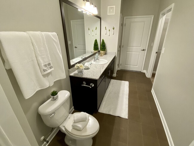 Building Photo - South Ridge