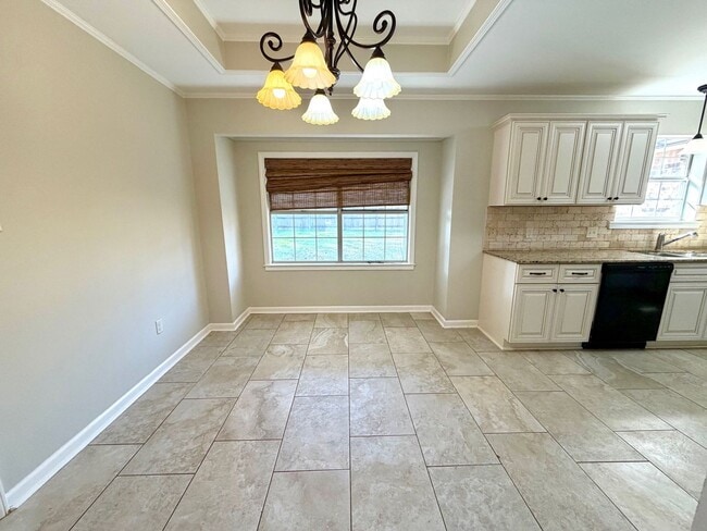 Photo - 18277 Autumn View Dr