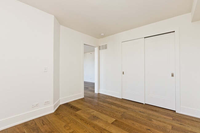 Photo - 3660 N Lake Shore Dr Unit 2511