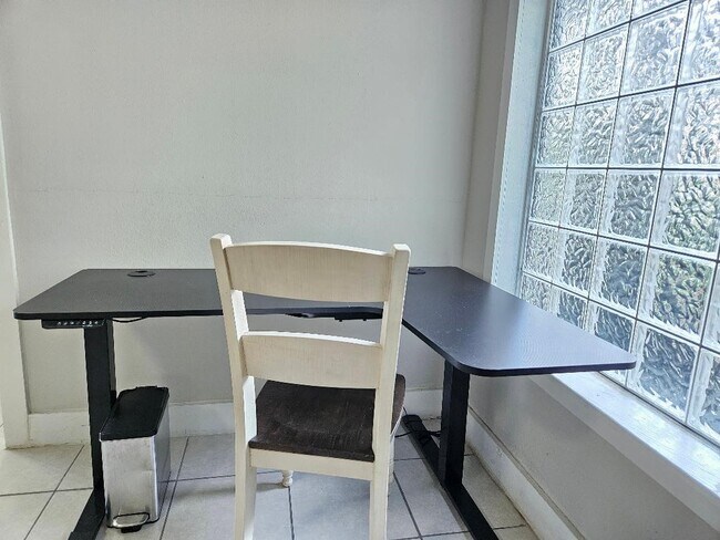 Photo - 2021 W Main St Unit A