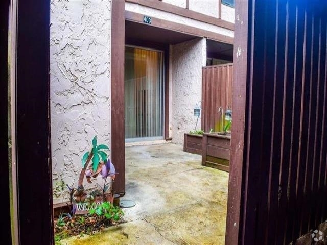 Building Photo - 403 Westwood Dr Rental