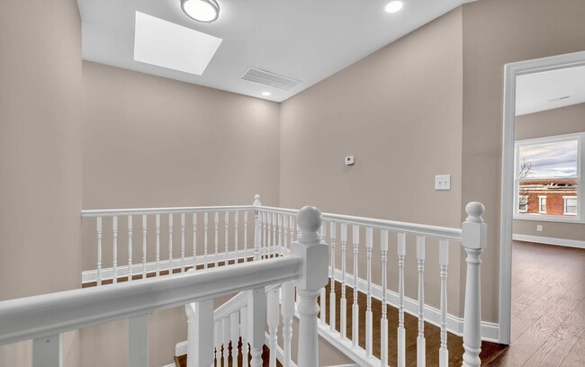 Photo - 2045 E 31st St