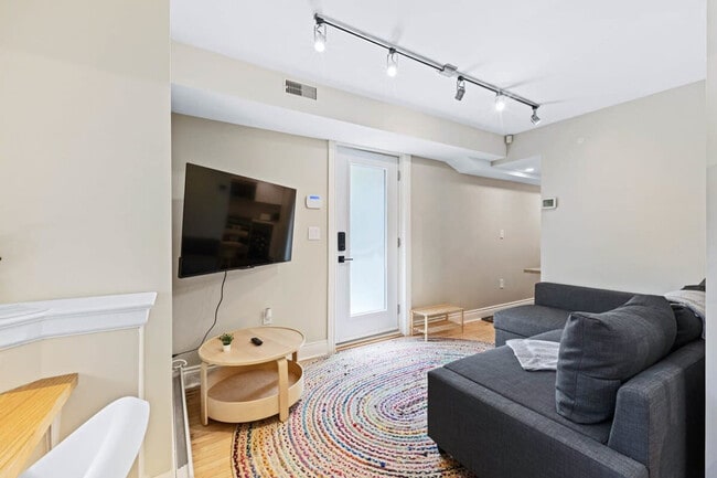 Photo - 1725 Av. Cedar Unit ID1310910P