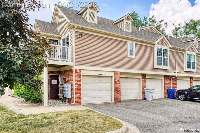 Photo - 4341 Deeside Dr