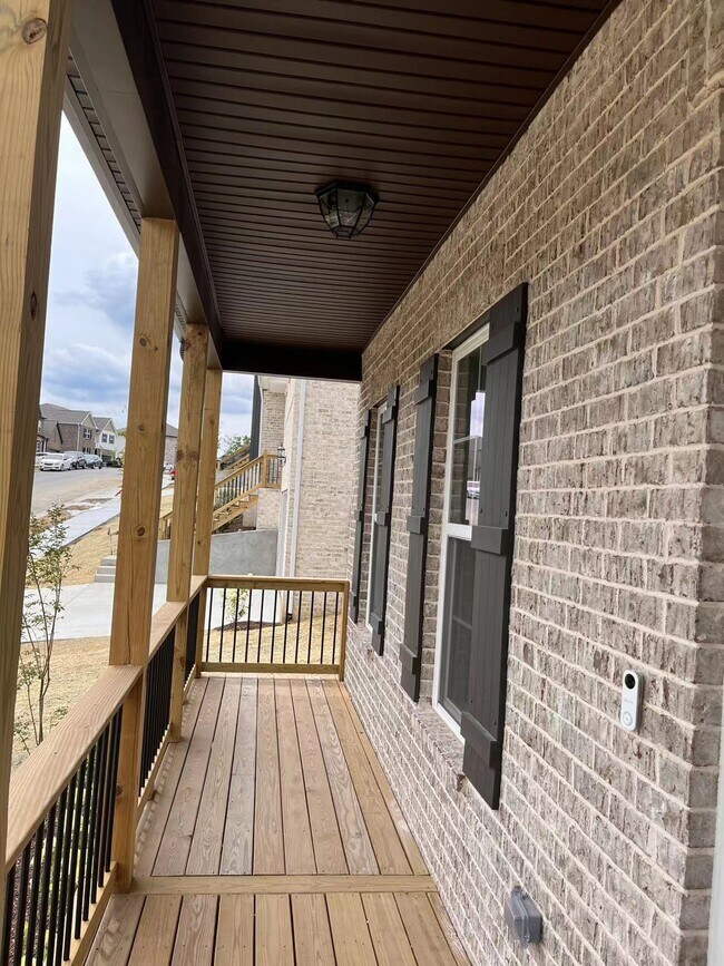 Photo - 268 Blackpool Dr