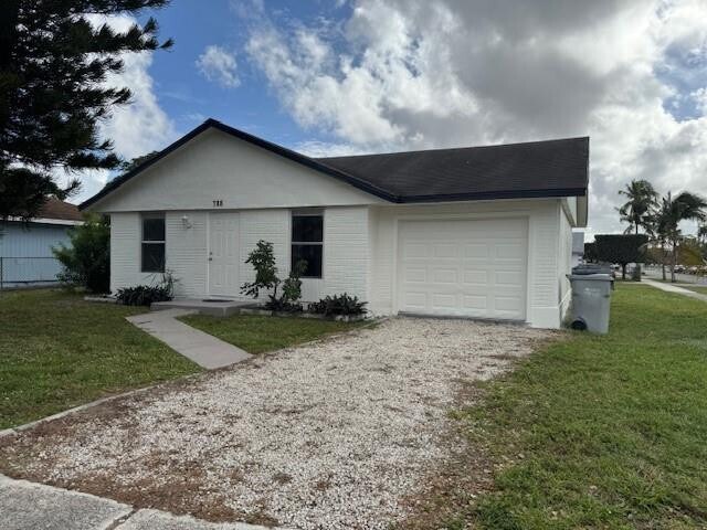 Building Photo - 788 NW 15th Pl