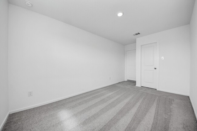 Photo - 10410 Birds Nest Dr