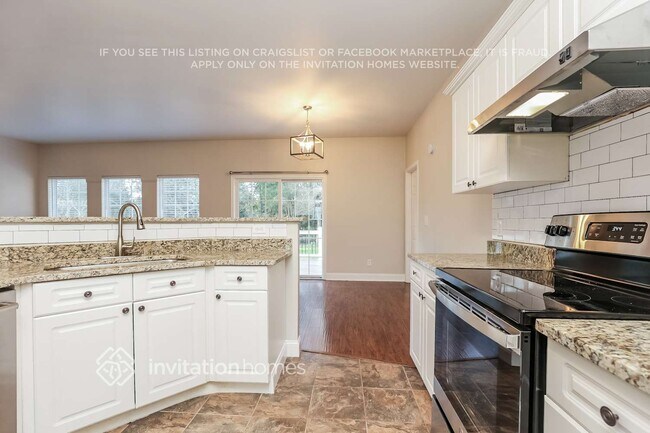 Photo - 415 Grovewood Dr