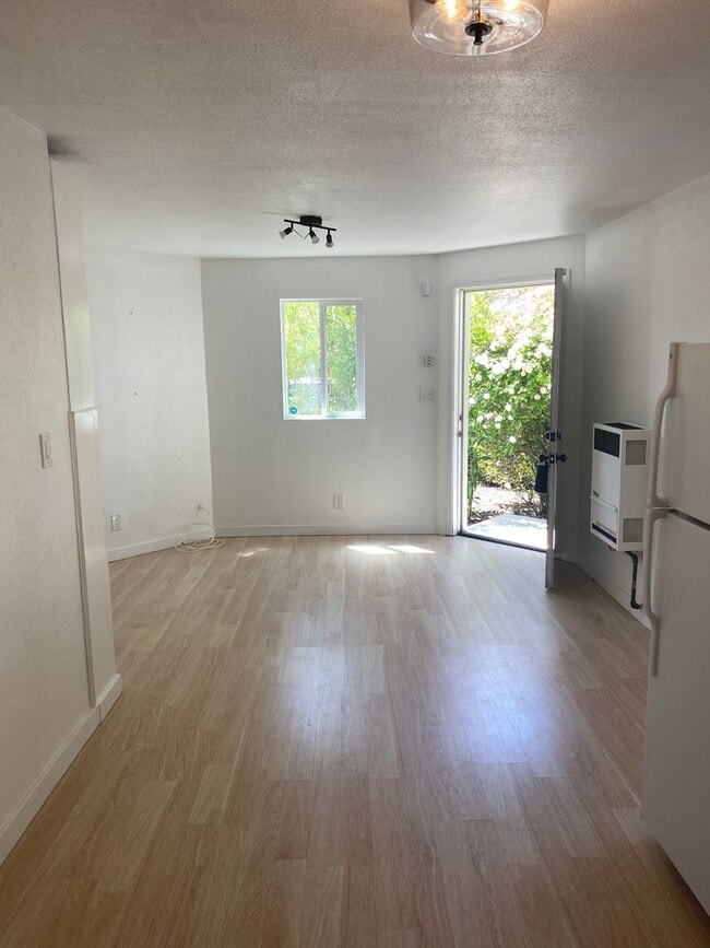 Photo - 764 59th St Unit 1