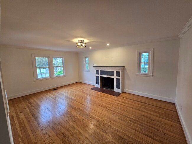 Photo - 7388 Oldhams Rd