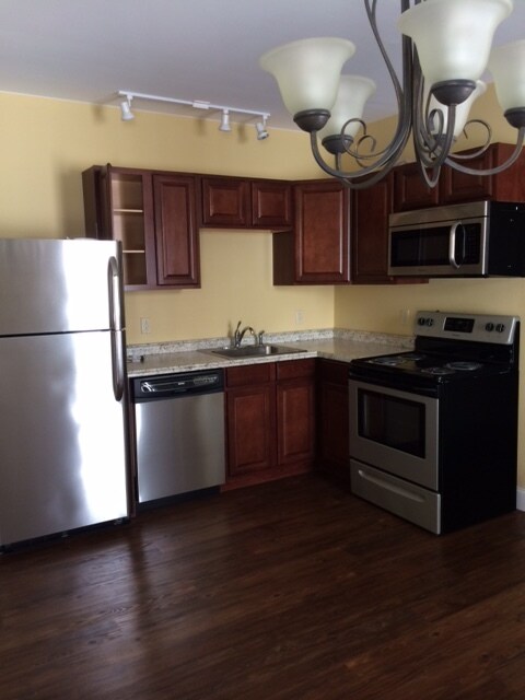 Photo - 710 W 3rd St Unidad 2