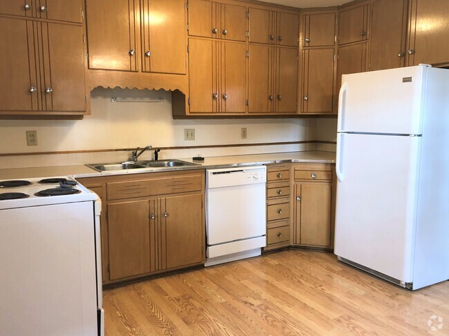Building Photo - 322 Pawling St Unit 1 Rental