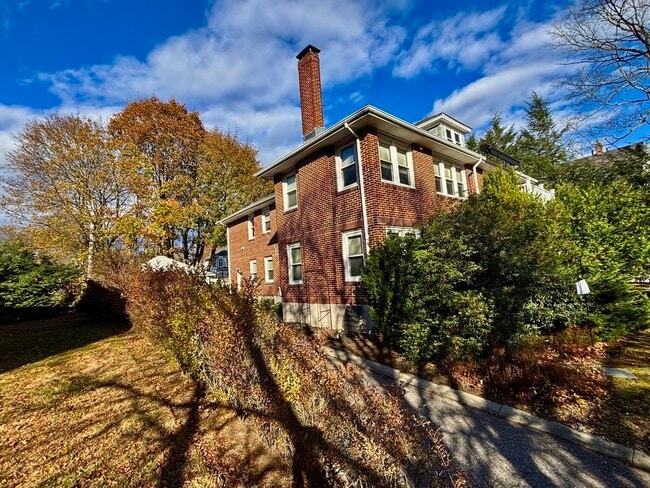 Photo - 569 Commonwealth Ave Unit 2