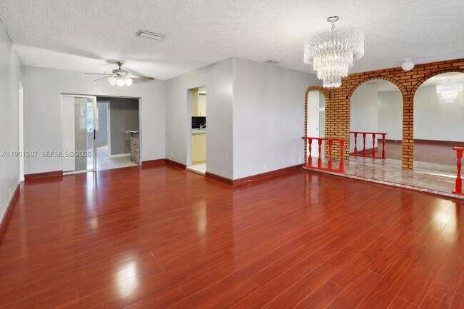 Photo - 3241 NW 40th St