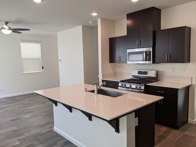 Photo - 3770 Highpark Way