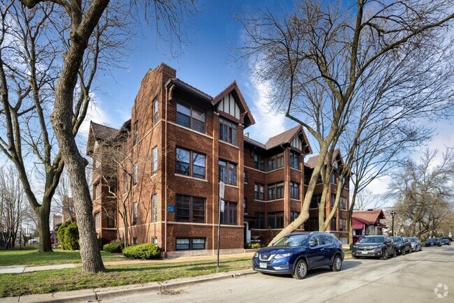 Building Photo - 3952 W Waveland Ave Unit 3 Rental
