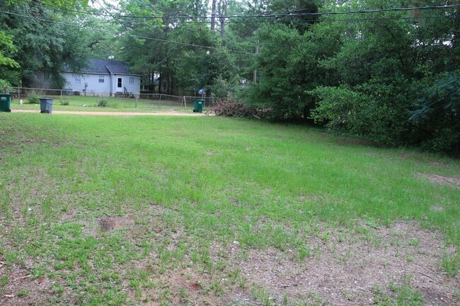 Photo - 1419 Edgerly Ave