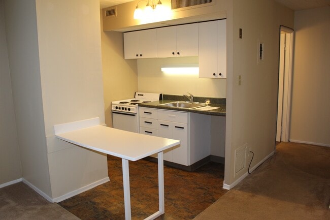 Tiffany 307 - Tiffany Apartments