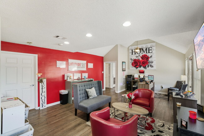 Latitude 30 Apartments