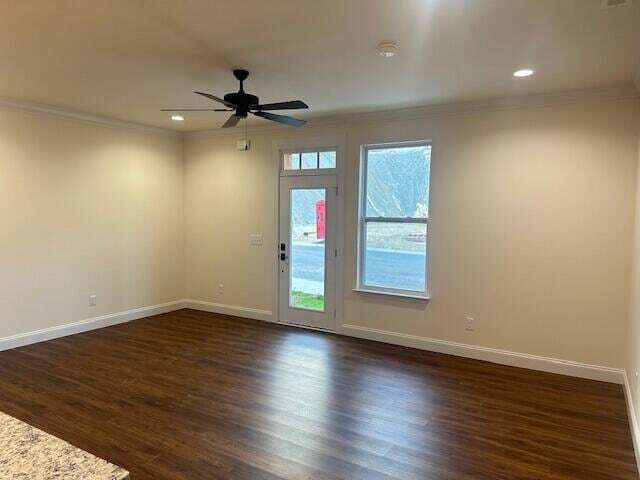 Photo - 1925 Cypress Ln