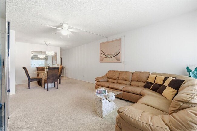 Photo - 2386 Sumatran Way Unit 14
