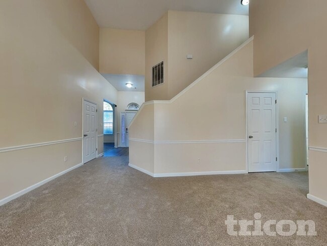 Photo - 7617 Senators Ridge Dr