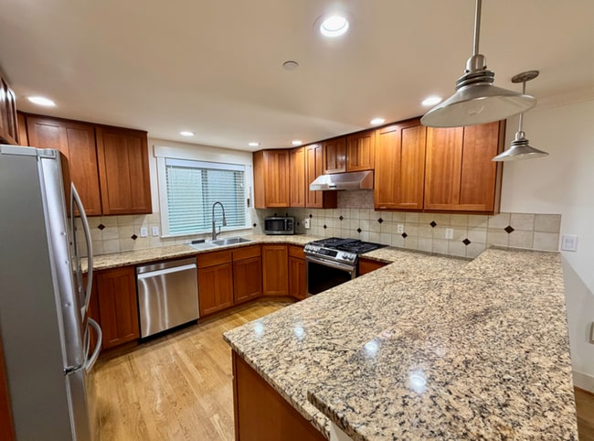 Photo - 517 N 39th St