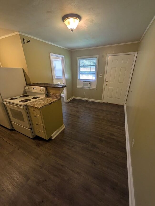 Photo - 1BD/1BA Unit in Lincolnton Unit B