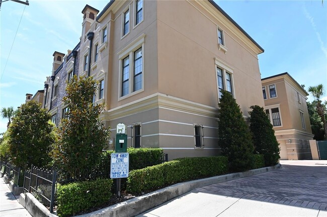 Building Photo - 2201 Soho Bay Ct