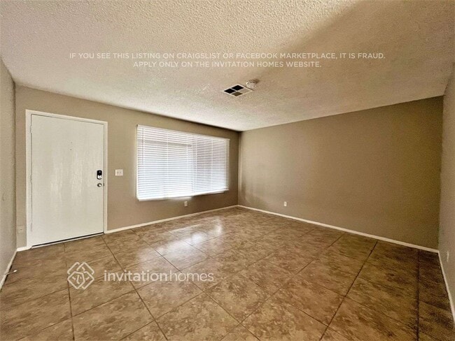 Photo - 4649 W Hubbell St