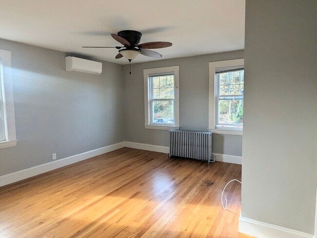 Photo - 245 Main St Unit 2