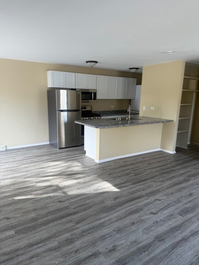 Photo - 495 Sidney Ave