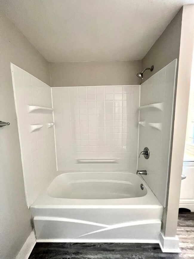 Photo - 1607 Banklick St